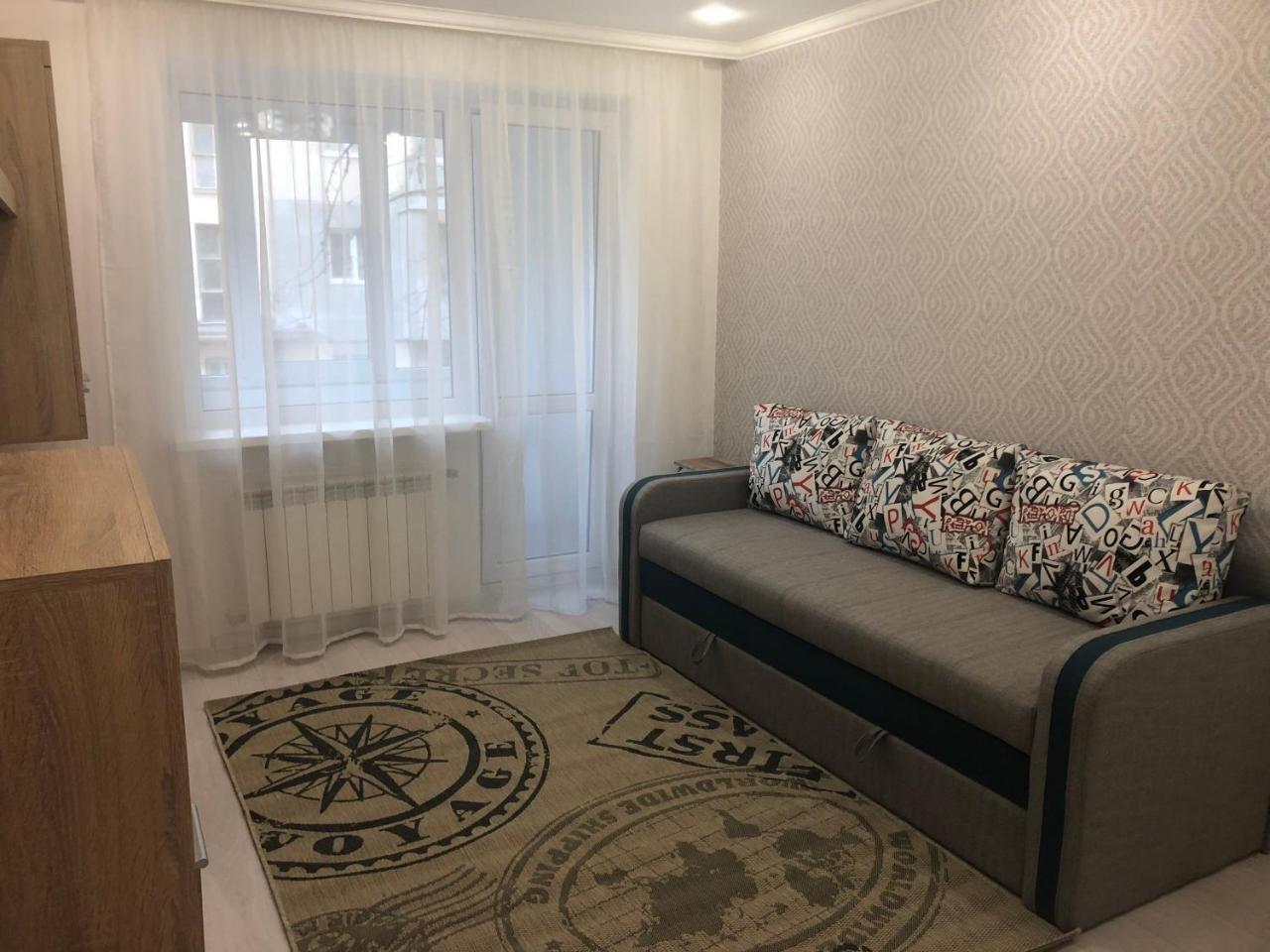 Gil Apartments, 38 Prospect Svobody Uzjhorod Eksteriør bilde