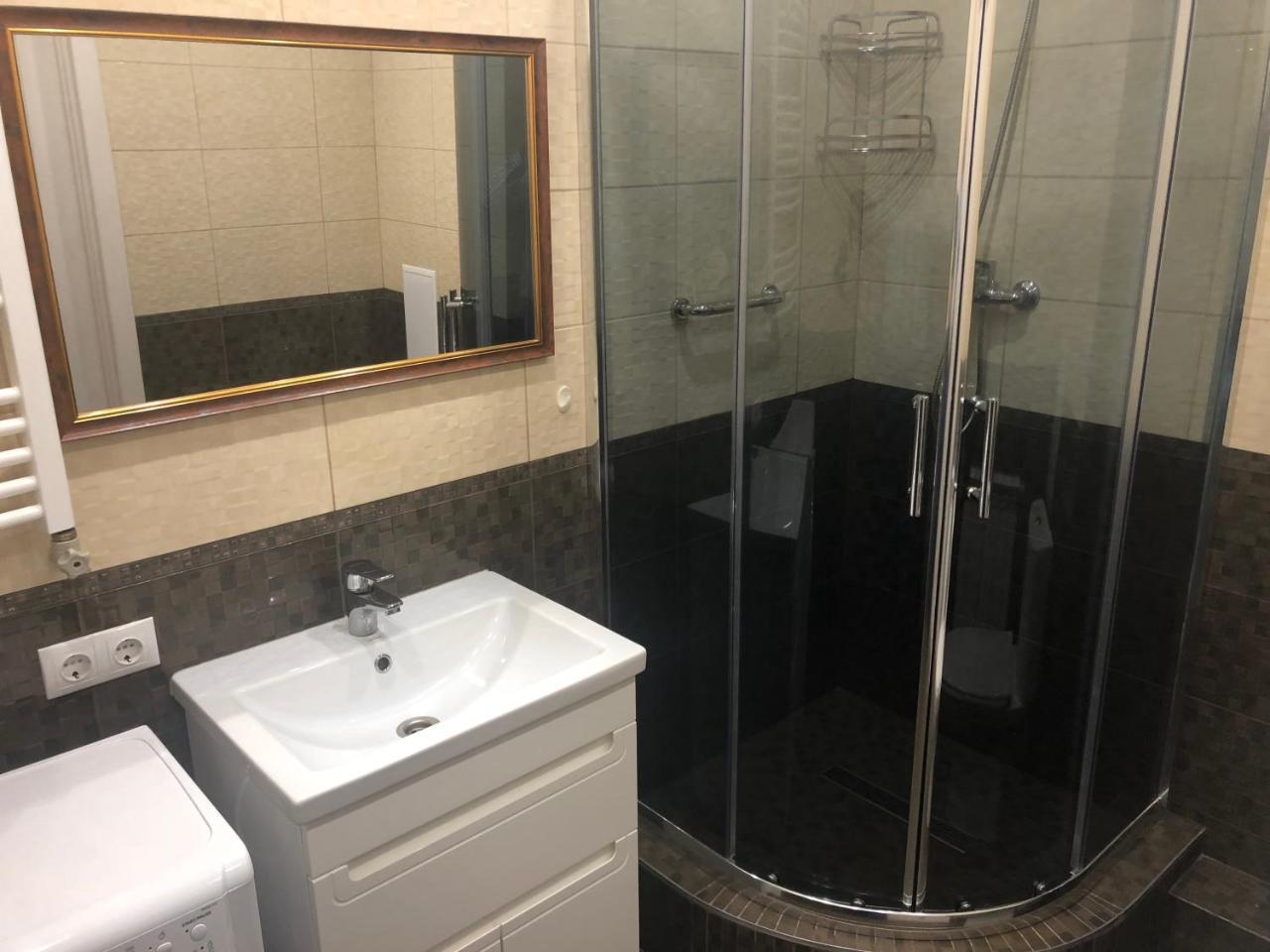 Gil Apartments, 38 Prospect Svobody Uzjhorod Eksteriør bilde