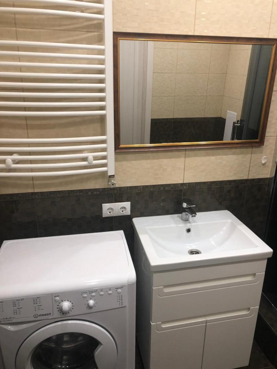 Gil Apartments, 38 Prospect Svobody Uzjhorod Eksteriør bilde